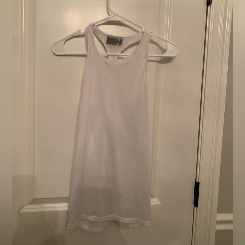 Athleta women’s tank top